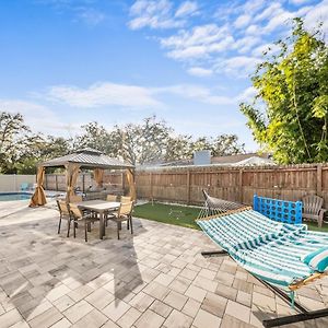 Fun Oasis! Private Pool, Hammock, Golf & Grill! Appartement Tampa Exterior photo