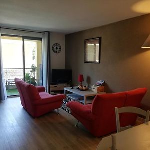 Appart 3 Pieces Cosy Avec Parking Proche Centre Ville Cahors Exterior photo