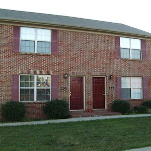 The Corner House Bed & Breakfast Bed and Breakfast Nicholasville Exterior photo