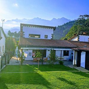 Frente A Los Picos De Europa Appartement Potes Exterior photo