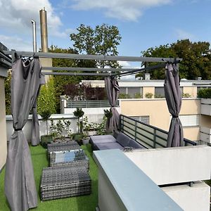 Penthouse With Large Terrace 5 Km From Basel Appartement Reinach  Exterior photo