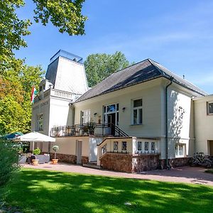 Főnix Hotel Balatonföldvár Exterior photo