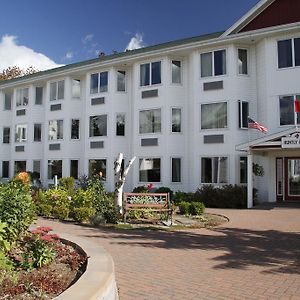 Auberge Gisele'S Inn Baddeck Inlet Exterior photo