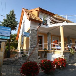 Apartman Vitorlas Vendeghaz Hotel Balatonfüred Exterior photo