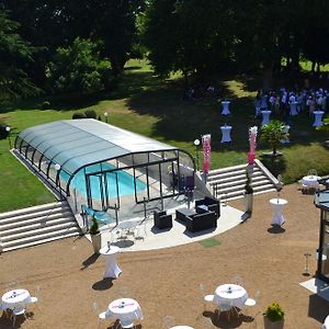 Le Domaine Du Chene Vert Hotel Château-Gontier Exterior photo