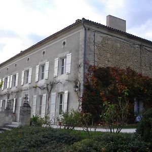 Domaine De Puyrousse Bed and Breakfast Villetoureix Exterior photo