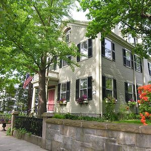 Delano Homestead Bed&Breakfast Fairhaven Exterior photo