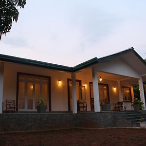 Forest Glen Bungalow - Dambulla Hotel Exterior photo