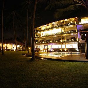 Blue Beach Hotel Wadduwa Exterior photo