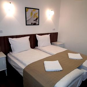 White House Hotel Veliko Tarnovo Room photo