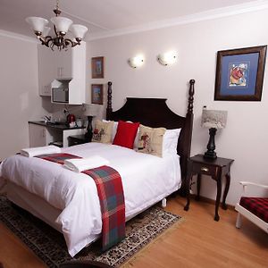 Aberdeen House Bed and Breakfast Newcastle Room photo