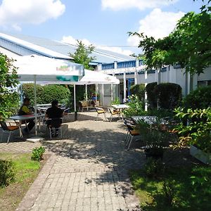 Sportpark Juergen Fassbender Hotel Eggenstein-Leopoldshafen Exterior photo