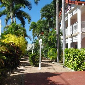 Monte Carlo Motor Inn Townsville Exterior photo