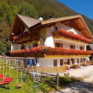 Garni Bergland Bed and Breakfast Ratschings Exterior photo