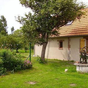 Au Grand Pre Bed and Breakfast Theillay Exterior photo