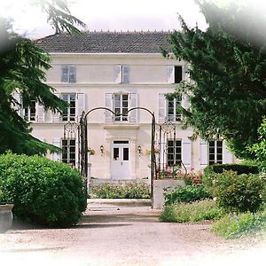 Chateau De Mesnac Hotel Exterior photo