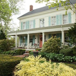 Captain Farris House Bed and Breakfast South Yarmouth Exterior photo