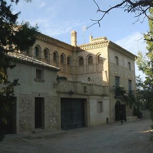 Casa Rural Torre De Campos Pension Ainzon Exterior photo