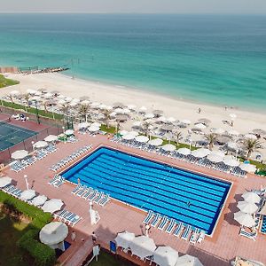 Sharjah Carlton Hotel Exterior photo