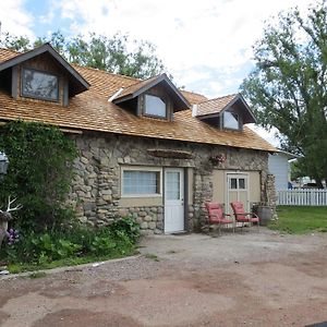 The Cobblestone Manor Bed and Breakfast Cardston Exterior photo