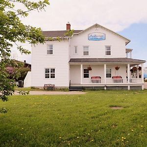 Auberge Lac-Saint-Jean Appartement Roberval Exterior photo