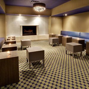 Holiday Inn Toronto Brampton Interior photo