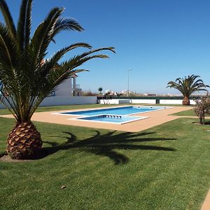 Baleal Holidays - Surf Apartment Pool With Tennis Court Exterior photo