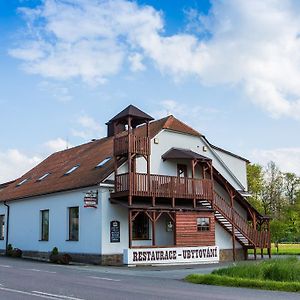 Penzion Country Steak Restaurant Hotel Lanškroun Exterior photo