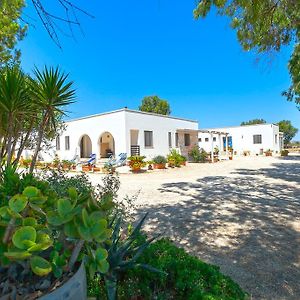 Agriturismo Masseria Terra D'Otranto Pension Exterior photo