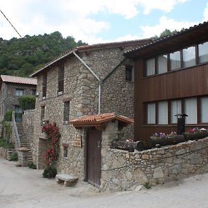 Cal Roseto Pension Aransá Exterior photo