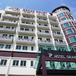 Grand Court Hotel Teluk Intan Exterior photo