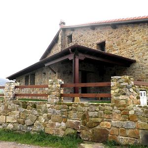 Casa Rural La Charruca Pension Abionzo Exterior photo