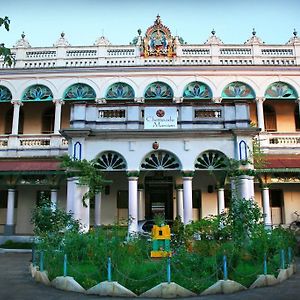 Chettinadu Mansion - An Authentic Heritage Palace Pension Kānādukāttān Exterior photo