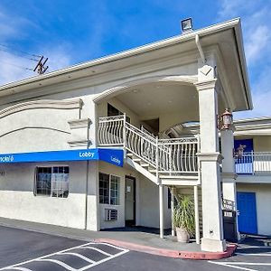 Motel 6 Garden Grove Anaheim Exterior photo