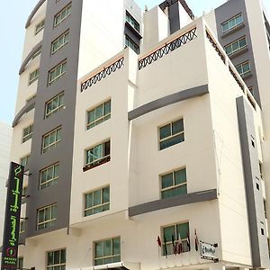 Desert Pearl Hotel Apartment Manamah Exterior photo