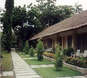 Cebu Beach Club Hotel Exterior photo