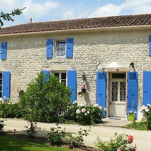 Le Clos De La Vigne Bed and Breakfast Montreuil  Exterior photo