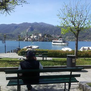 Camera Dolcenotte Hotel Orta San Giulio Exterior photo