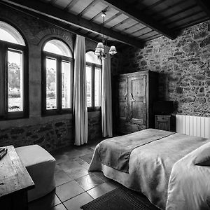 Can Barnosell - Els Masos D'En Coll Pension Llaviá Room photo