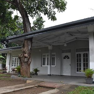 Gunda'S Villa Kandy Exterior photo