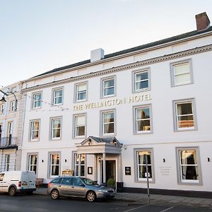 The Wellington Hotel Brecon Exterior photo