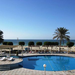 Golden Beach Motel Sharjah Exterior photo