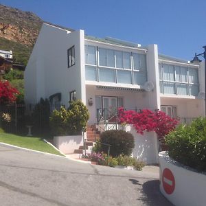 No. 1 Living Waters Appartement Simonʼs Town Exterior photo