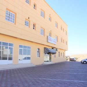 Luluat Al Afia Hotel Apartments Sur Exterior photo