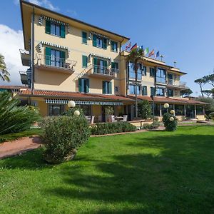 Hotel Gemma Del Mare Marina di Pietrasanta Exterior photo