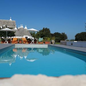 Masseria Serralta Bed and Breakfast Locorotondo Exterior photo