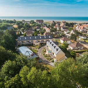 Residence Le Bois Flotte Merville-Franceville-Plage Exterior photo