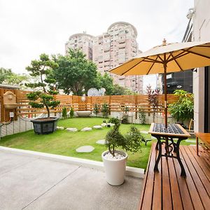 W Squared Appartement Tainan Exterior photo