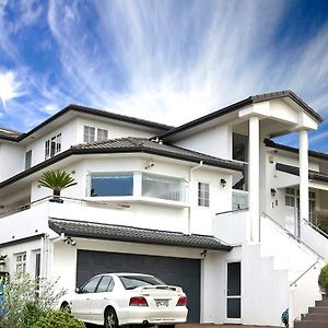 Lush & Co Auckland Bed & Breakfast Bed and Breakfast Exterior photo