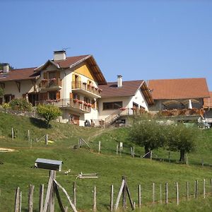 Ferme Auberge Du Bessard Bed and Breakfast Allevard Exterior photo